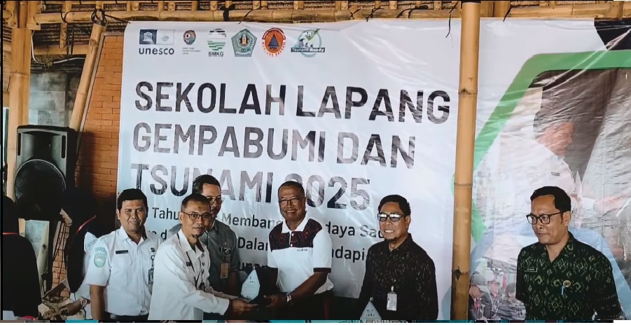 SEKOLAH LAPANG GEMPA BUMI DAN TSUNAMI 2025