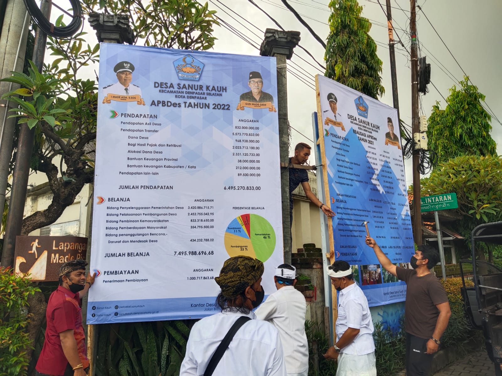 PEMASANGAN BALIHO APBDes DESA SANUR KAUH